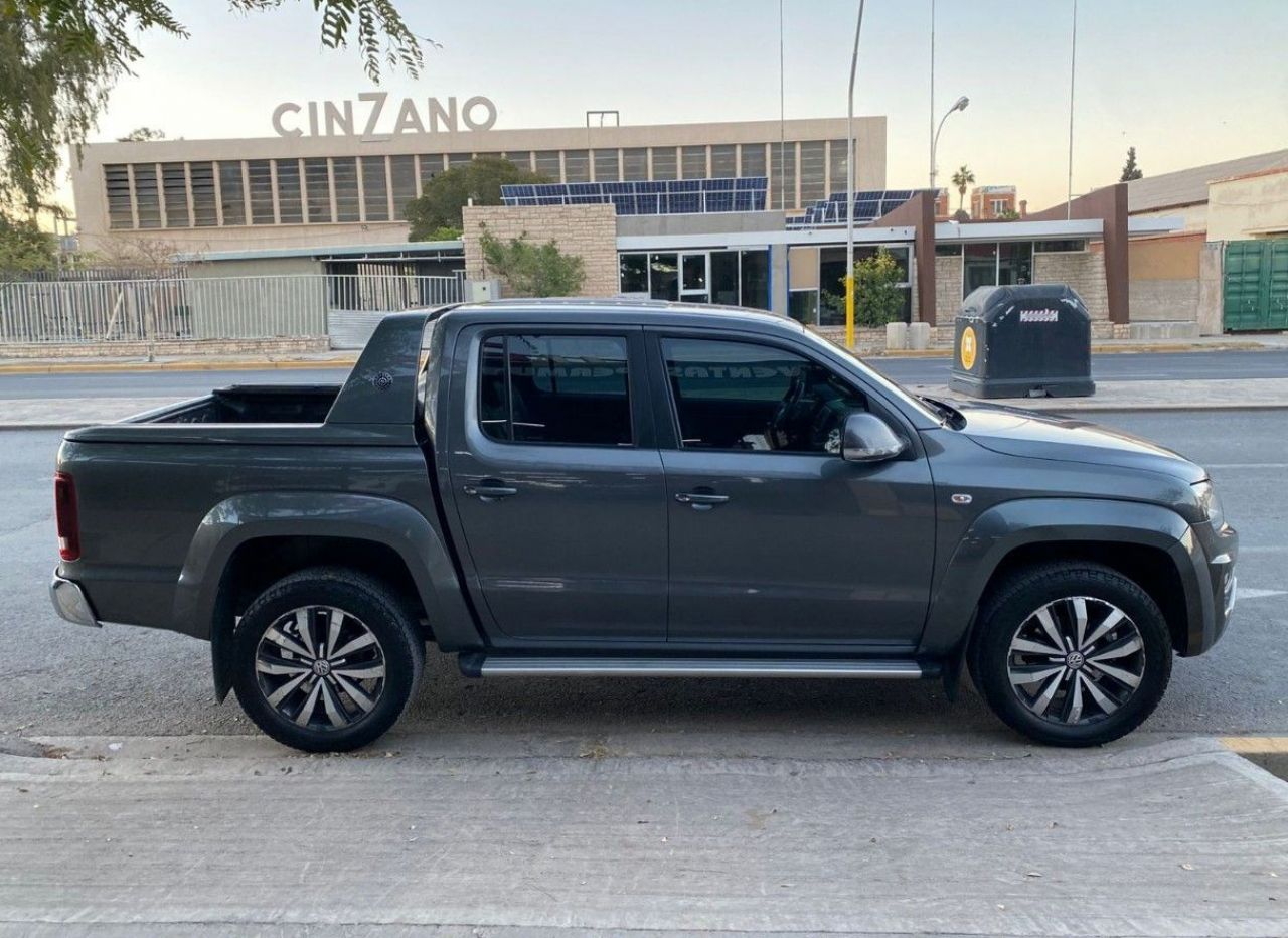 Volkswagen Amarok Usada Financiado en San Juan, deRuedas