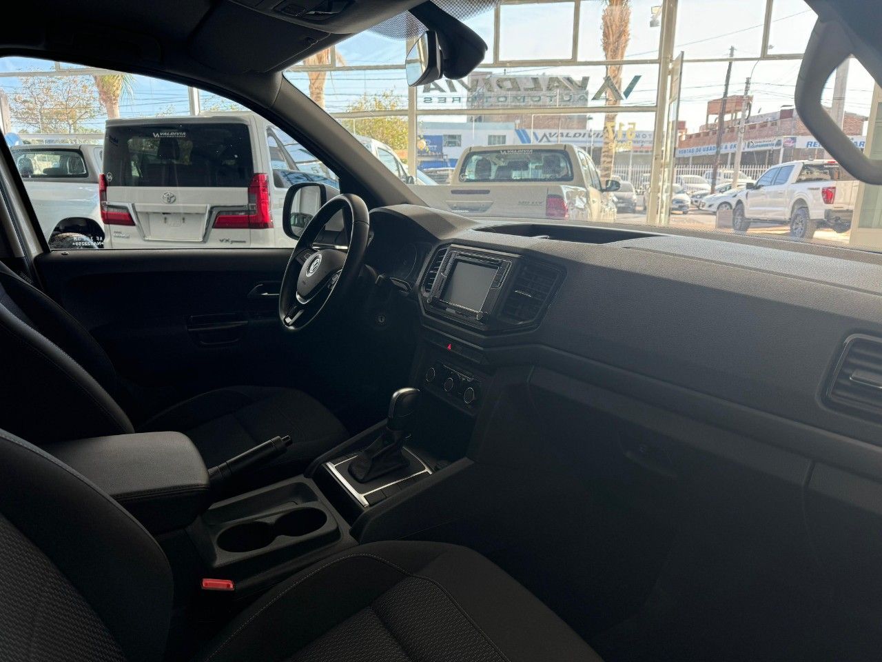 Volkswagen Amarok Usada Financiado en San Juan, deRuedas