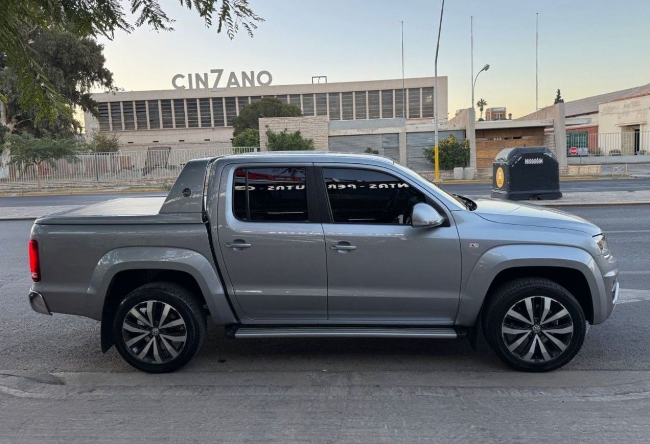 Volkswagen Amarok Usada Financiado en San Juan, deRuedas