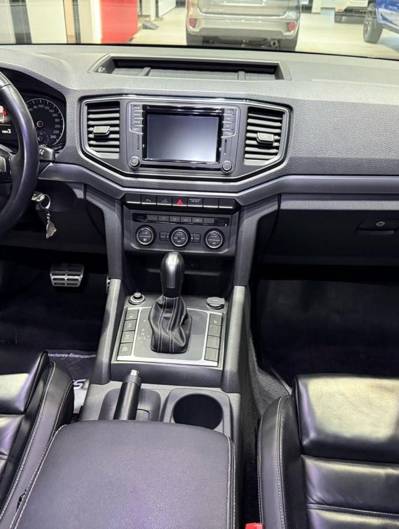 Volkswagen Amarok Usada Financiado en San Juan, deRuedas