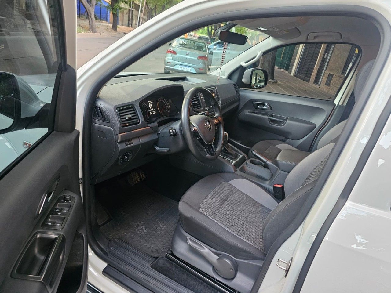 Volkswagen Amarok Usada Financiado en Mendoza, deRuedas