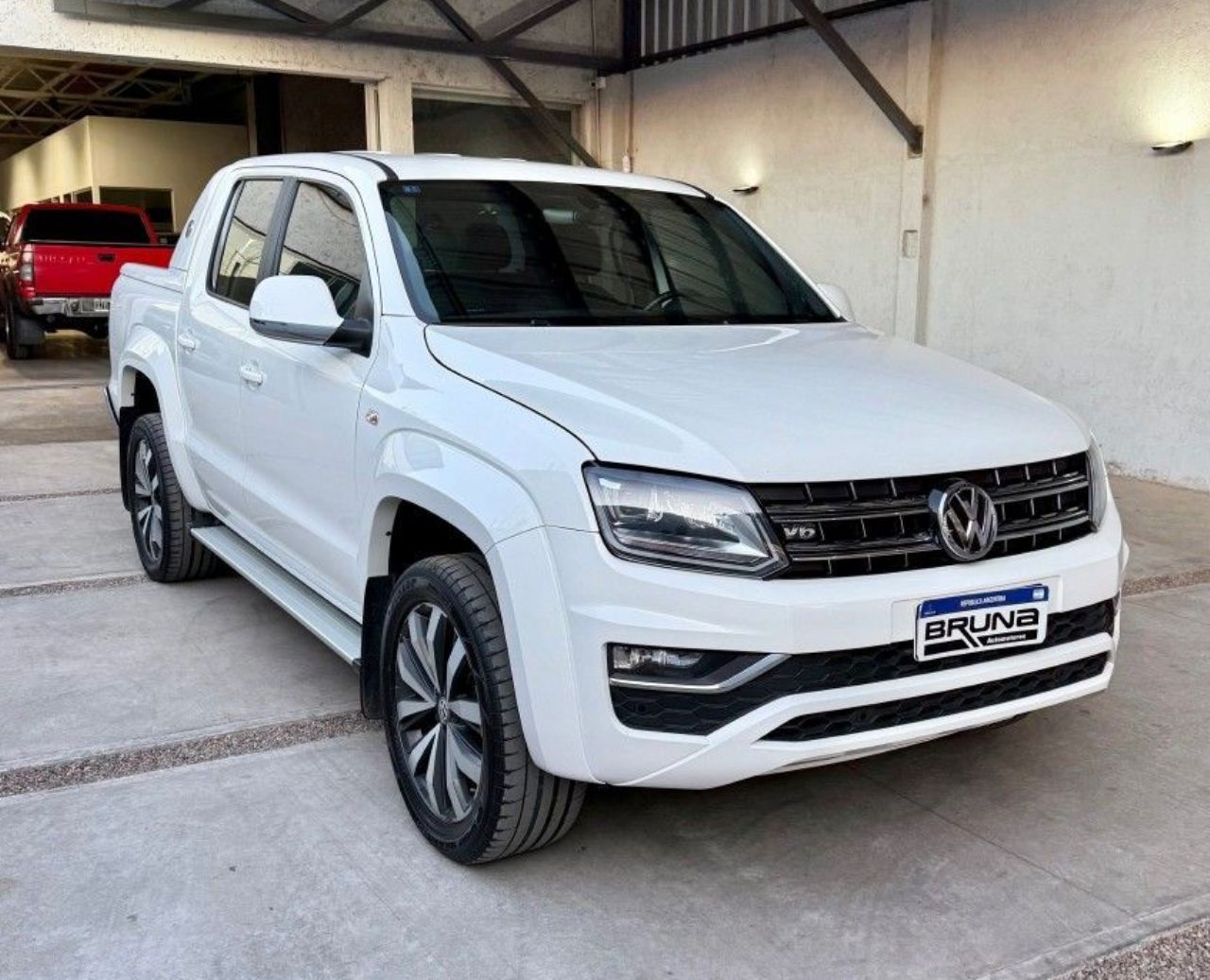 Volkswagen Amarok Usada Financiado en Mendoza, deRuedas