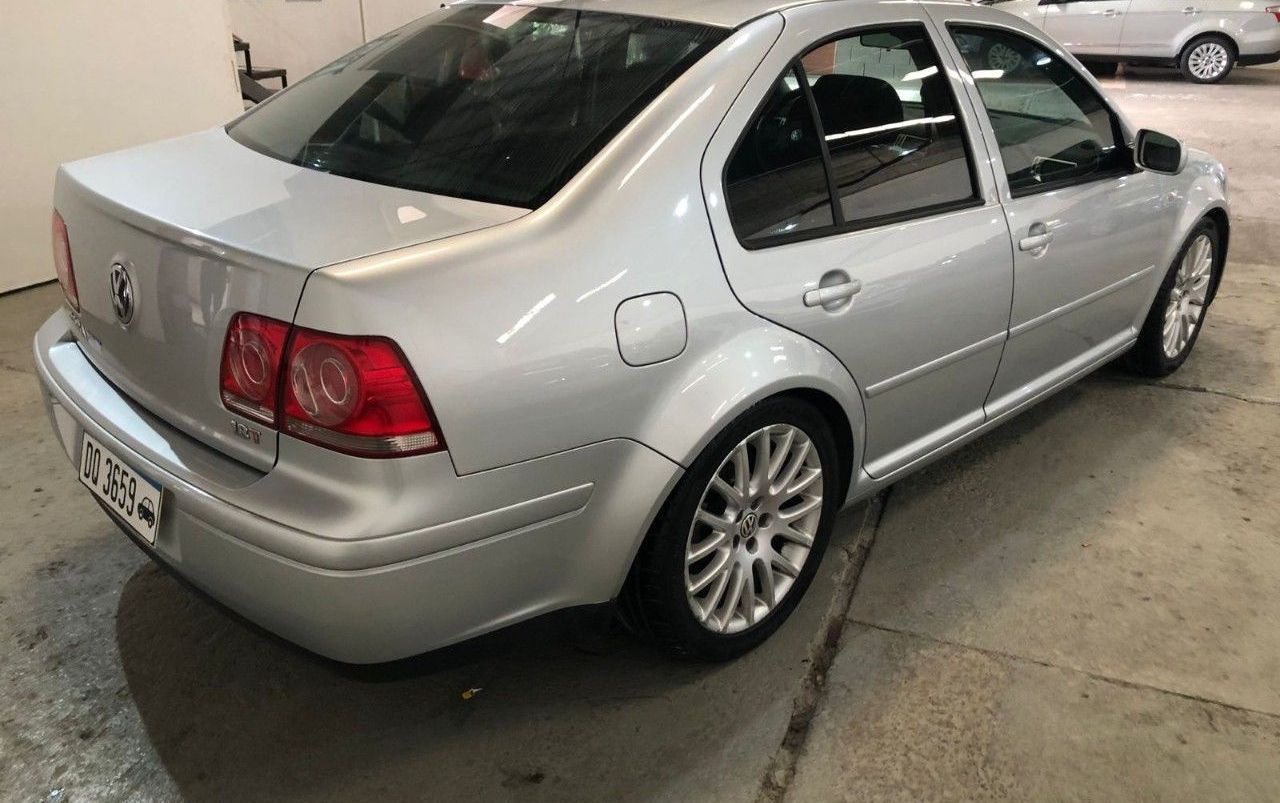 Volkswagen Bora Usado en Córdoba, deRuedas