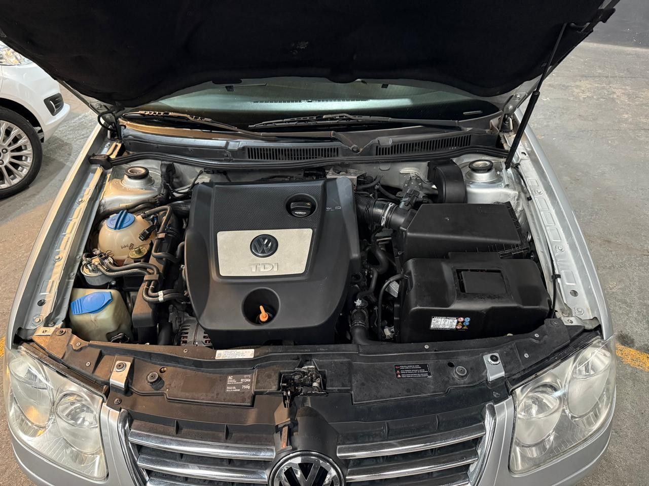Volkswagen Bora Usado en Córdoba, deRuedas