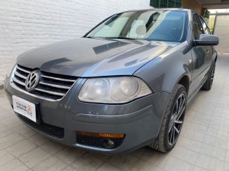 Volkswagen Bora Usado en Mendoza Financiado