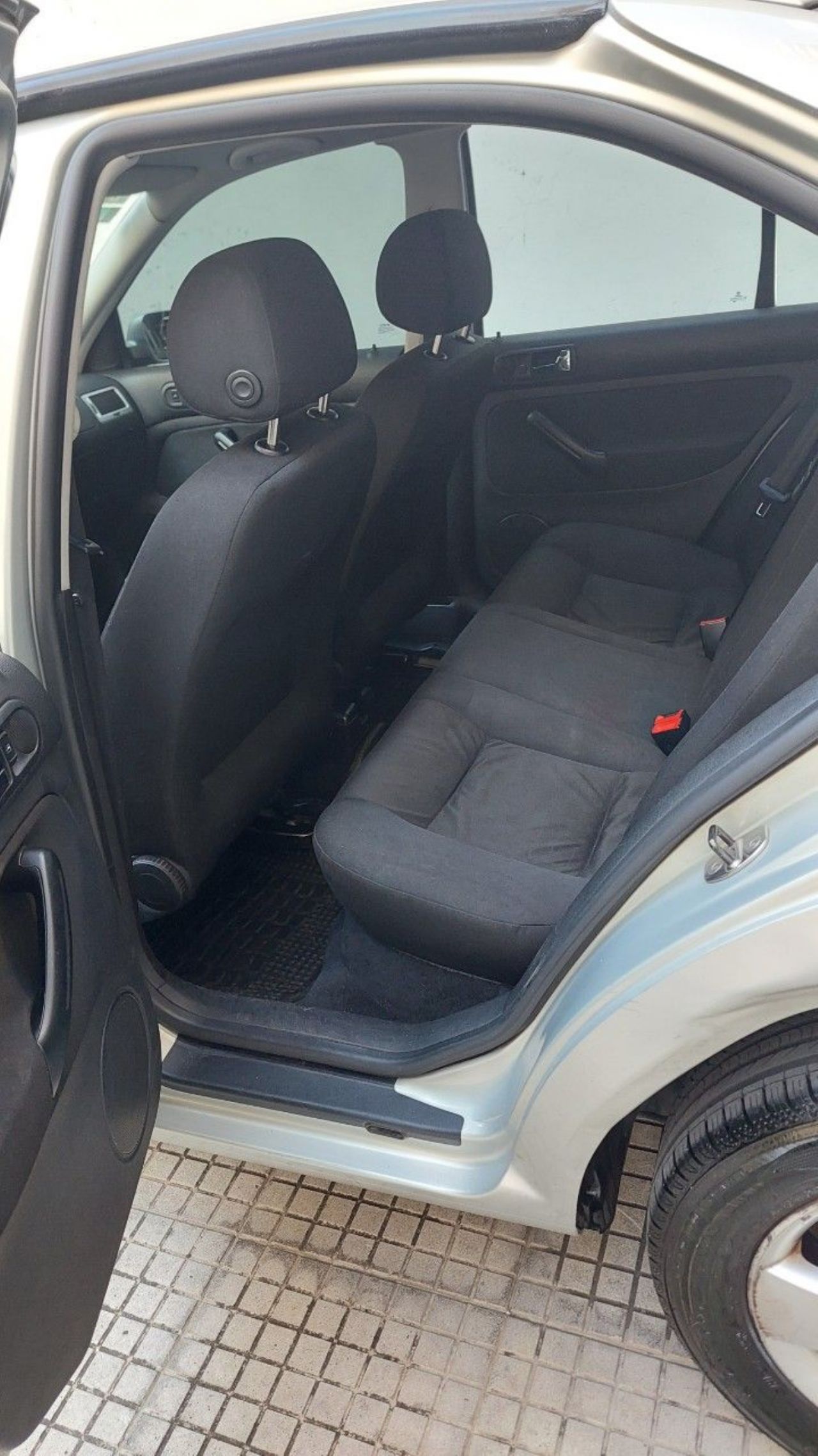 Volkswagen Bora Usado en Buenos Aires, deRuedas
