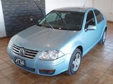 Volkswagen Bora Usado en Mendoza Financiado