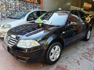 Volkswagen Bora Usado en Mendoza Financiado