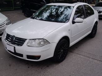 Volkswagen Bora Usado en Mendoza Financiado