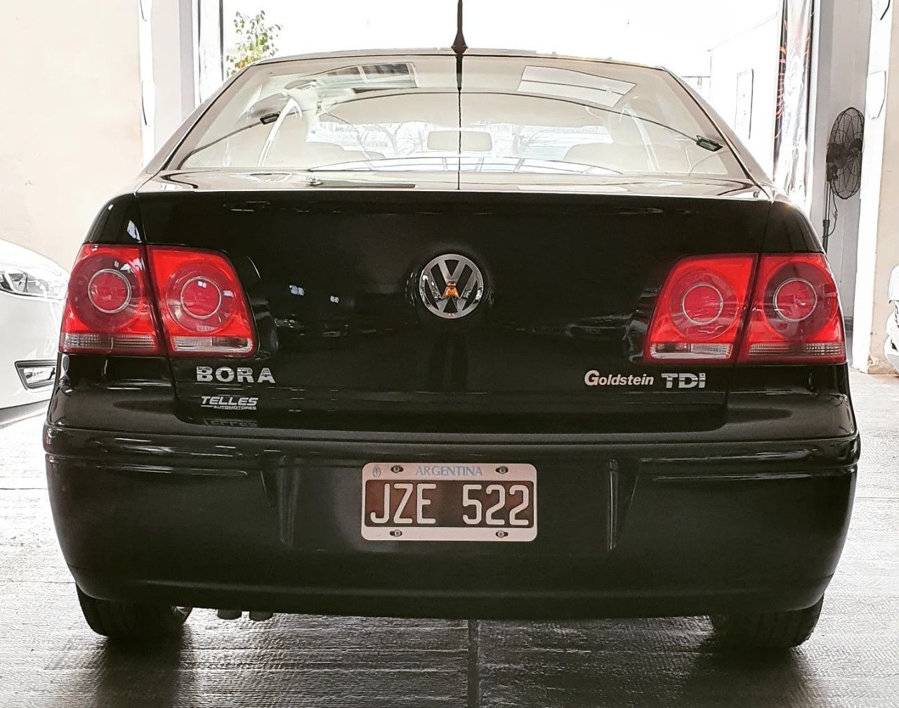 Volkswagen Bora Usado en San Juan, deRuedas