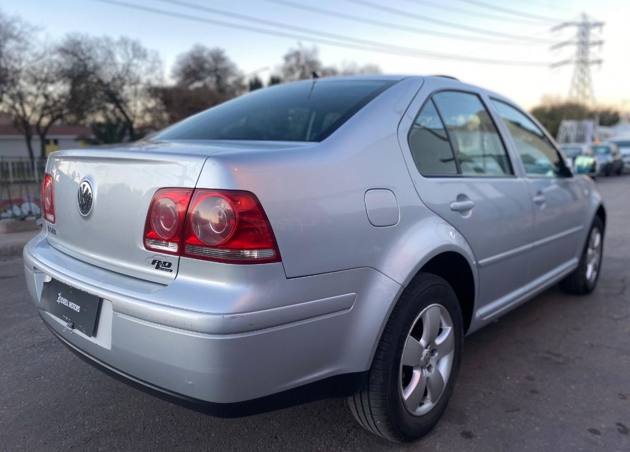 Volkswagen Bora Usado Financiado en Mendoza, deRuedas