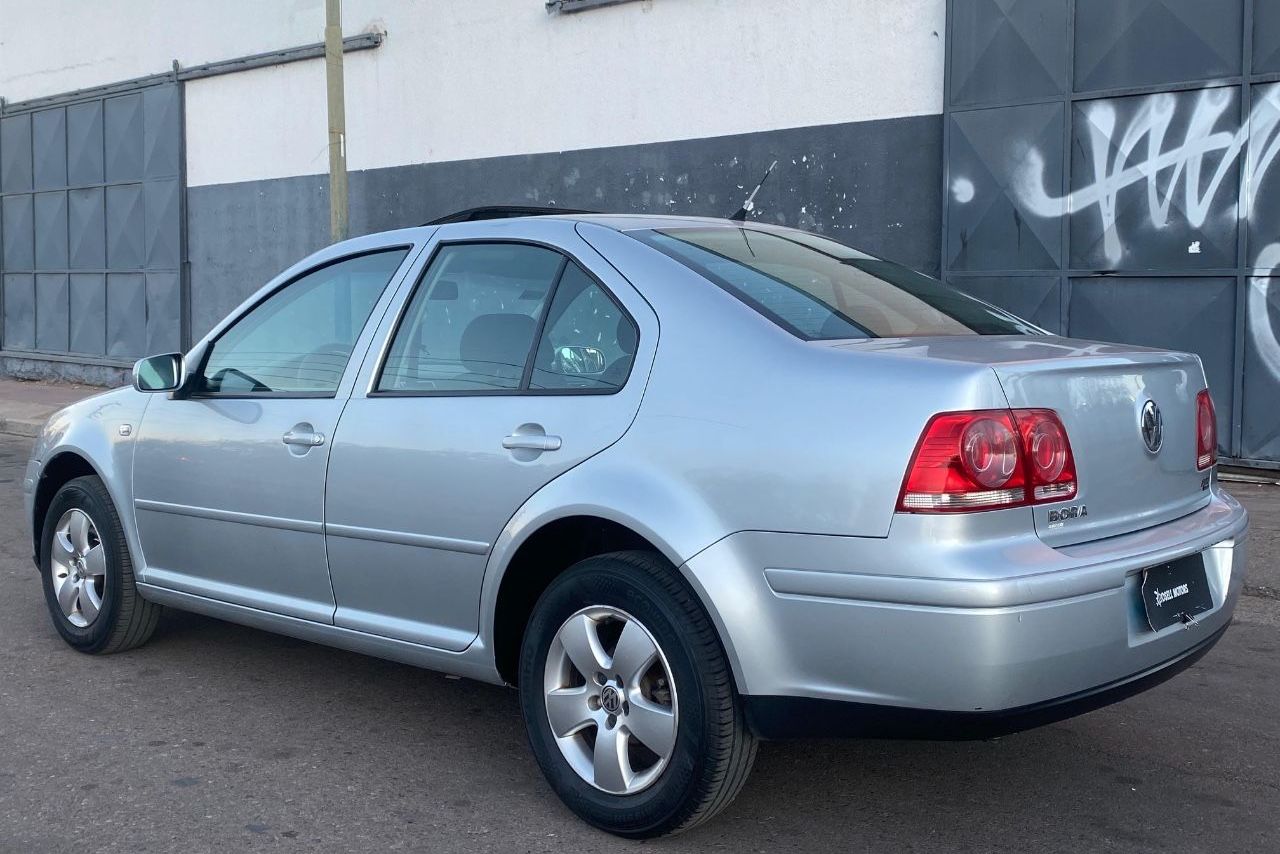 Volkswagen Bora Usado Financiado en Mendoza, deRuedas
