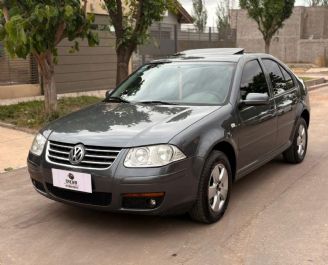 Volkswagen Bora Usado en Mendoza Financiado