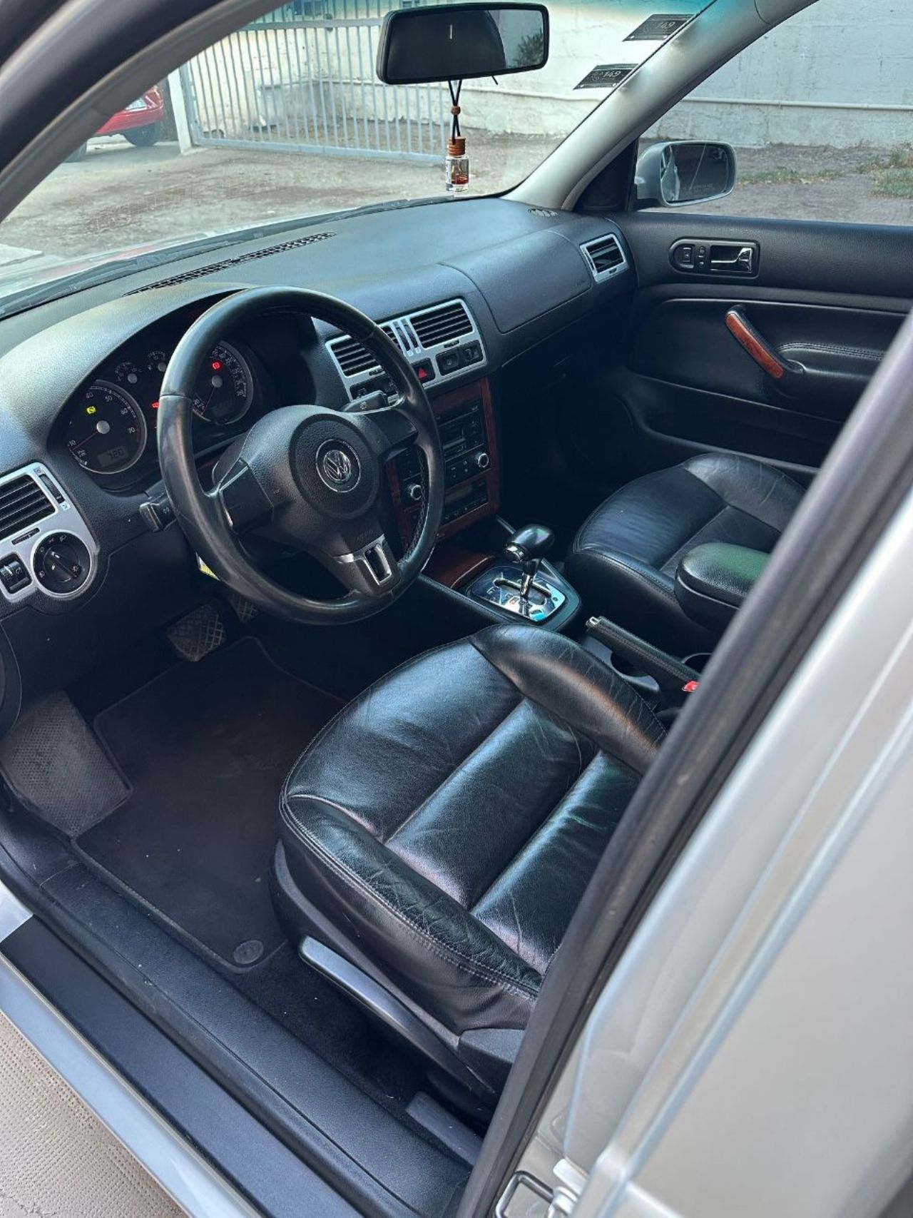 Volkswagen Bora Usado en San Juan, deRuedas