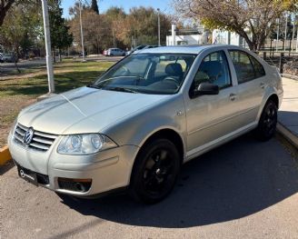 Volkswagen Bora Usado en Mendoza Financiado