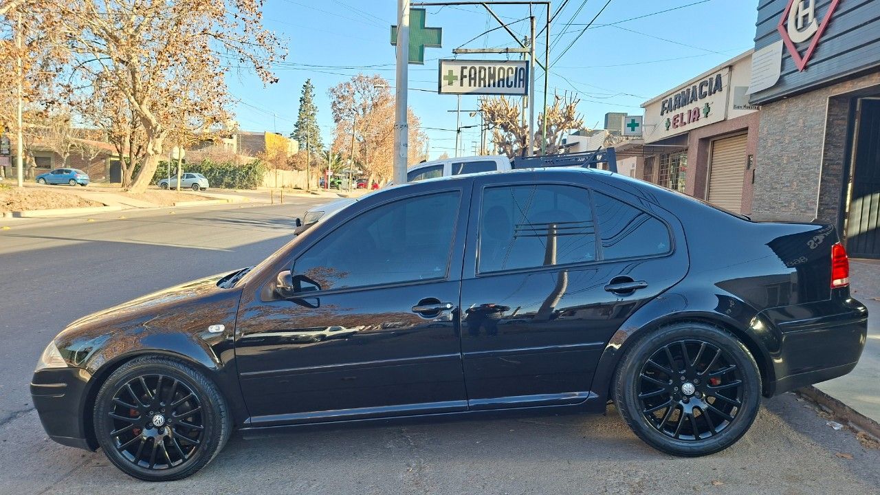 Volkswagen Bora Usado Financiado en Mendoza, deRuedas