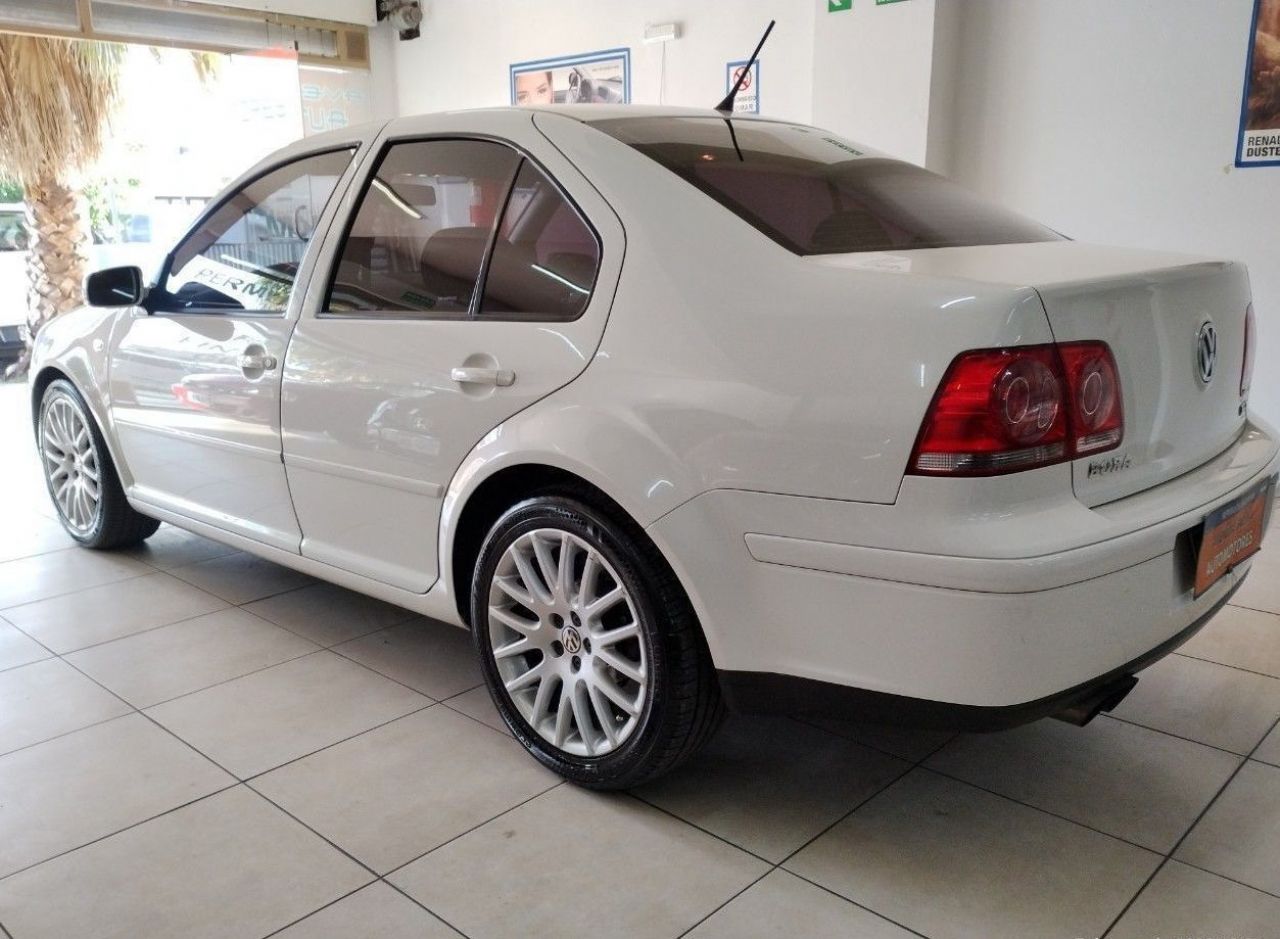 Volkswagen Bora Usado Financiado en Mendoza, deRuedas