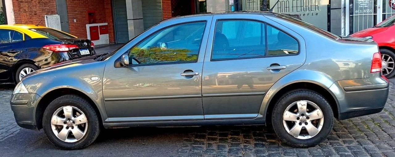 Volkswagen Bora Usado en Buenos Aires, deRuedas
