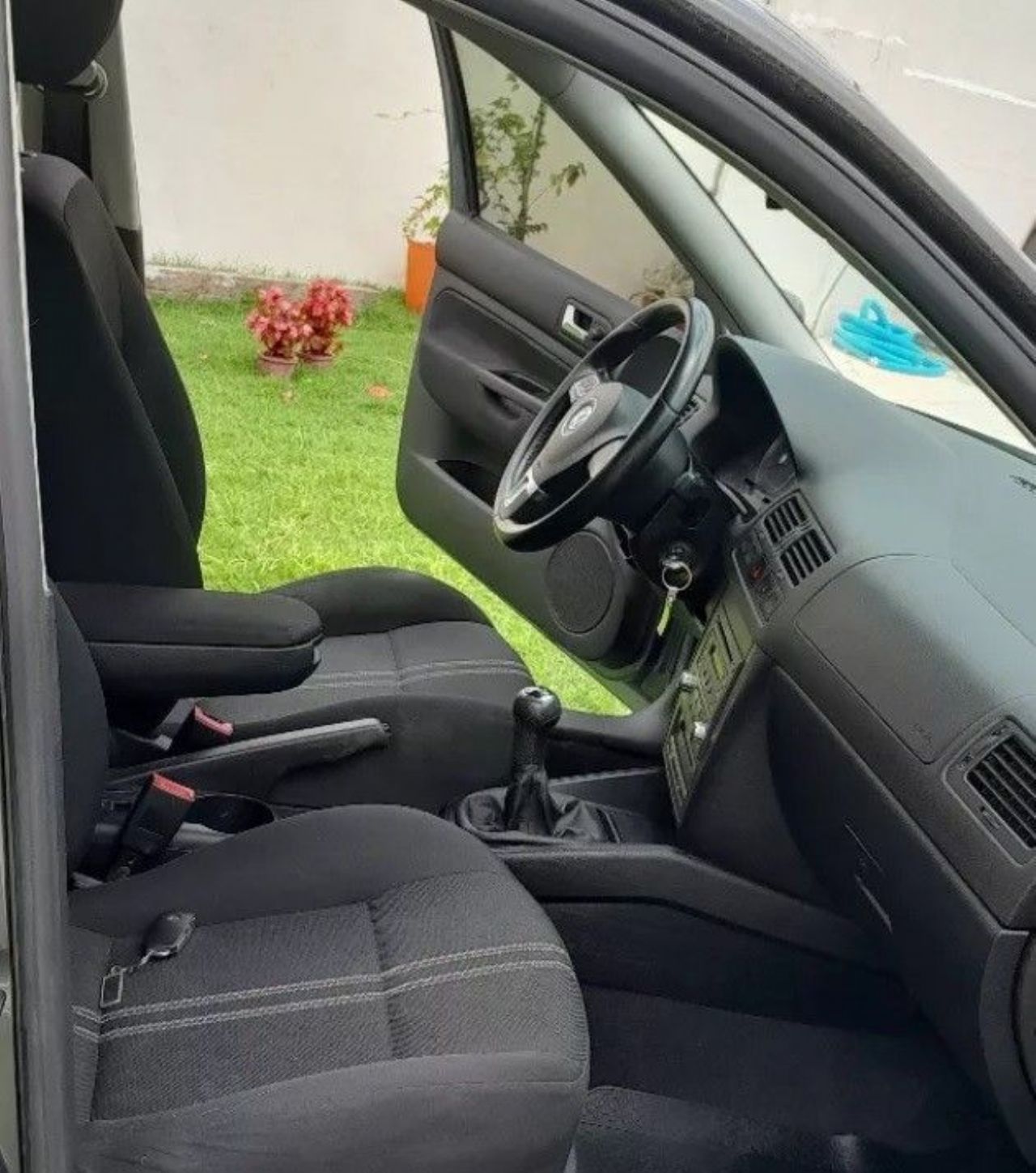 Volkswagen Bora Usado en Buenos Aires, deRuedas