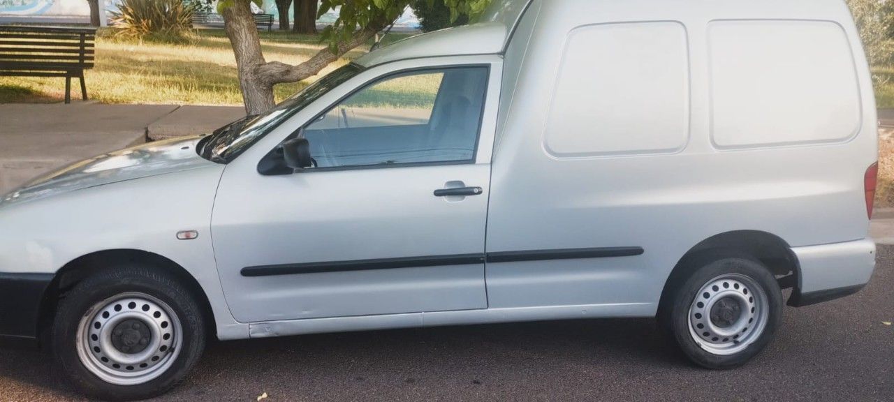Volkswagen Caddy Usada en Mendoza, deRuedas