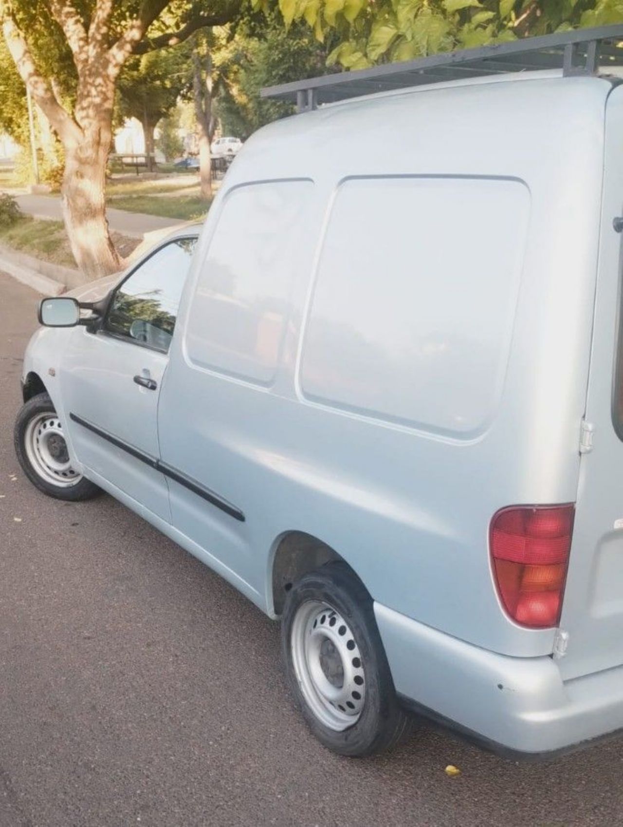 Volkswagen Caddy Usada en Mendoza, deRuedas