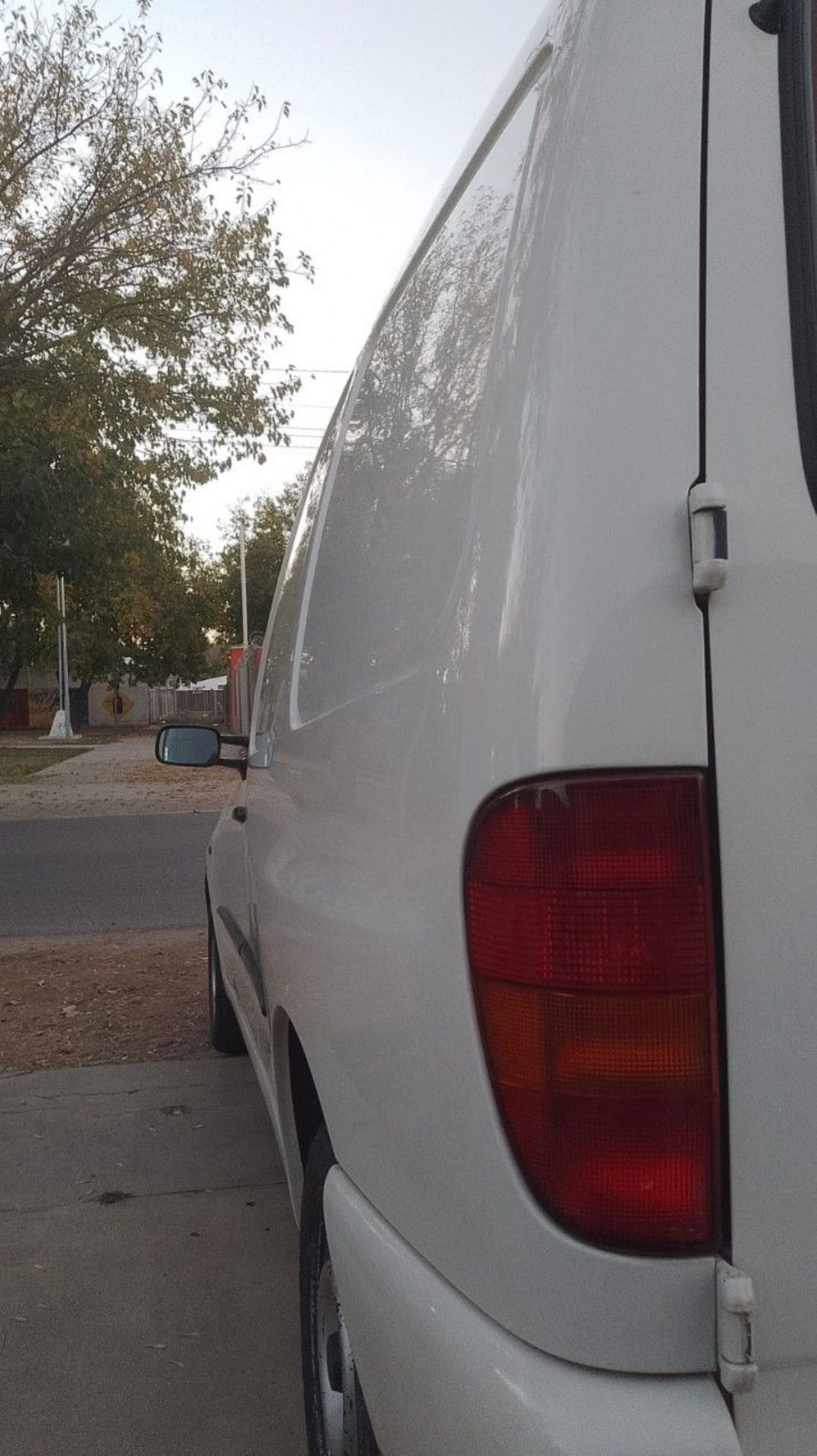 Volkswagen Caddy Usada en Mendoza, deRuedas