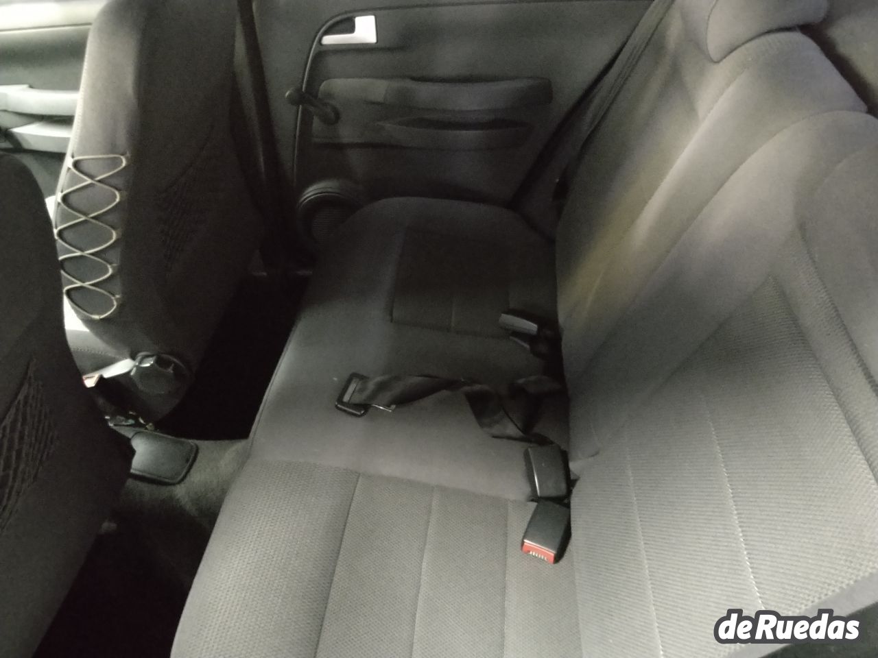 Volkswagen CrossFox Usado en Mendoza, deRuedas