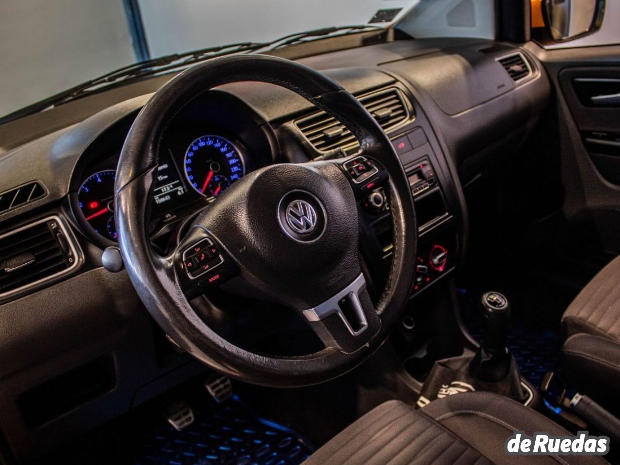 Volkswagen CrossFox Usado en Córdoba, deRuedas