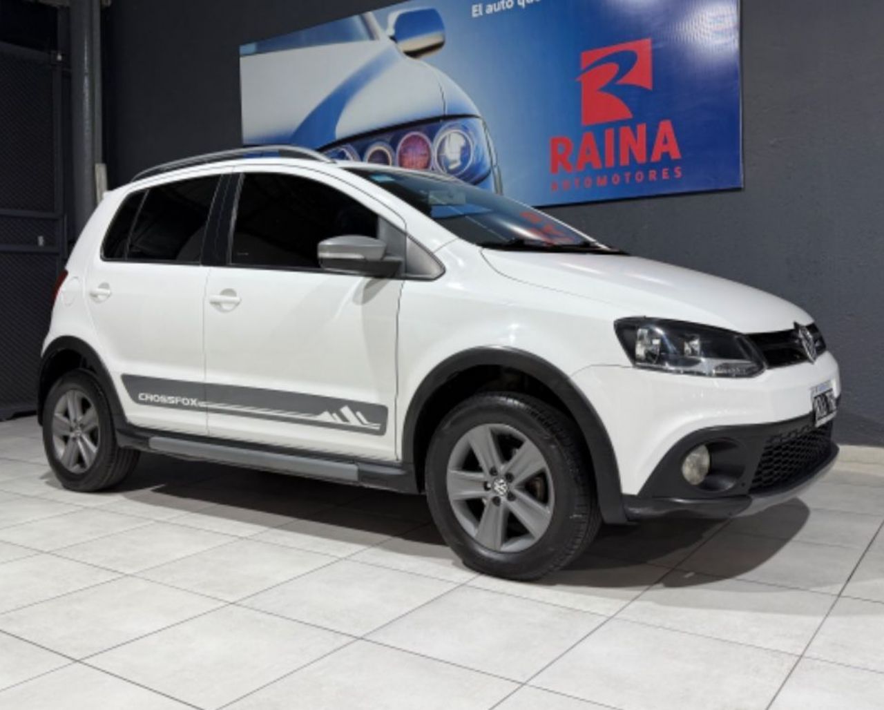 Volkswagen CrossFox Usado Financiado en Mendoza, deRuedas