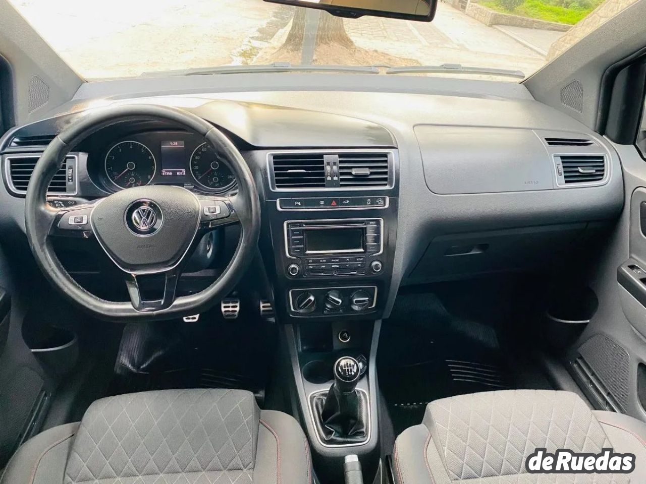 Volkswagen CrossFox Usado en Córdoba, deRuedas