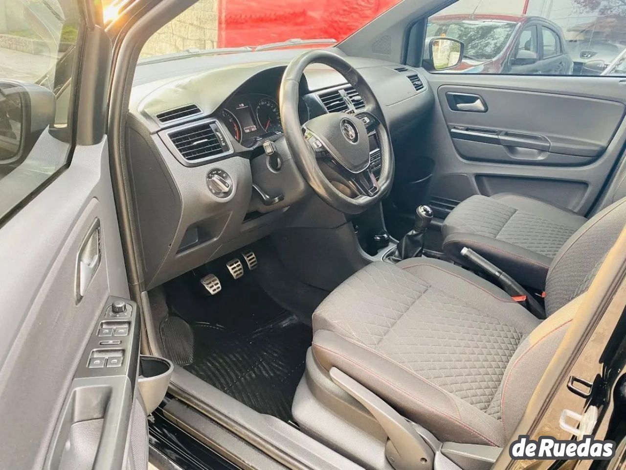 Volkswagen CrossFox Usado en Córdoba, deRuedas