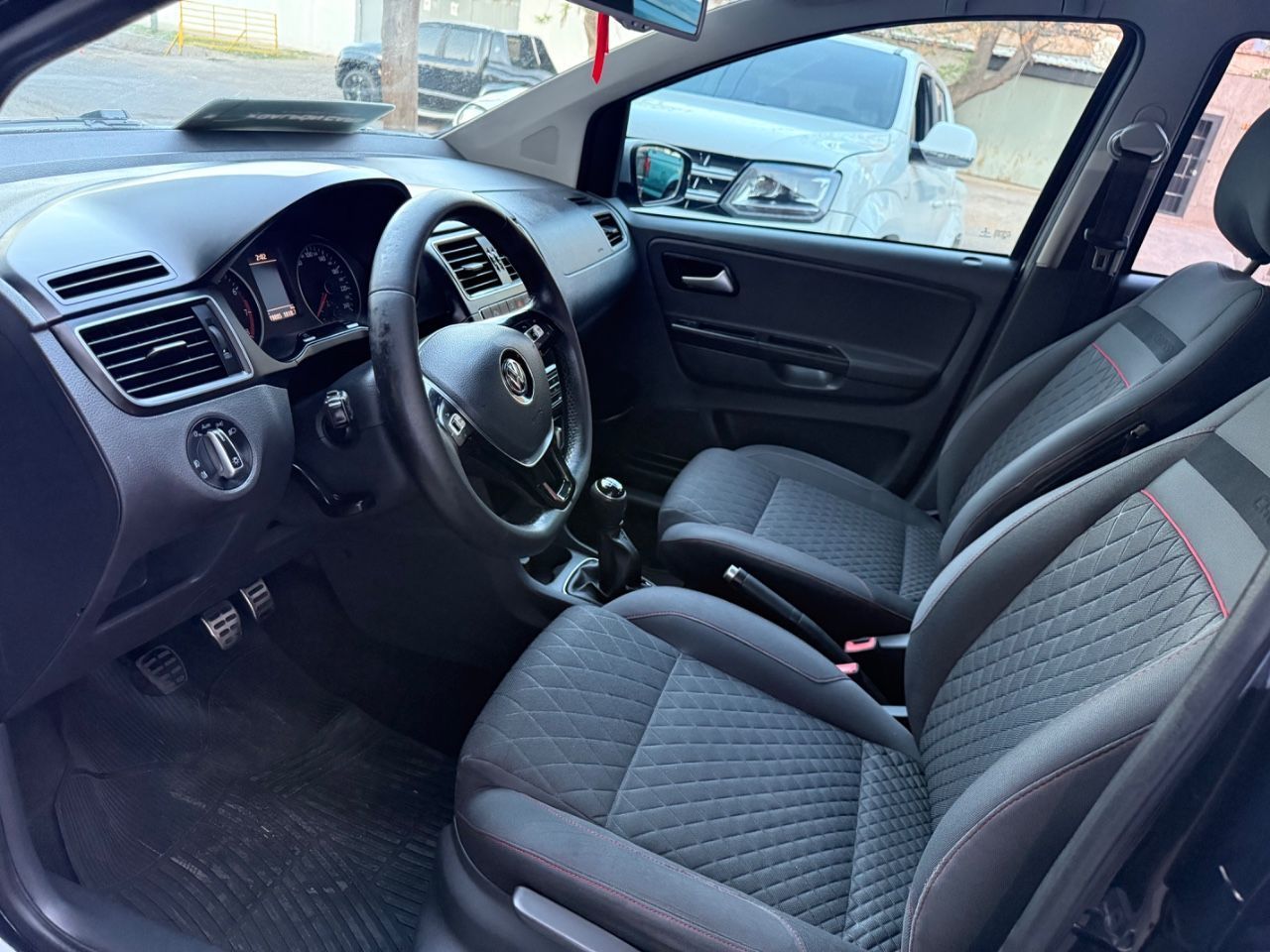 Volkswagen CrossFox Usado en Mendoza, deRuedas