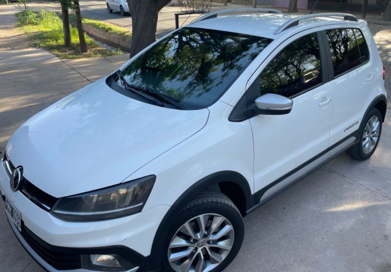 Volkswagen CrossFox Usado en Mendoza, deRuedas