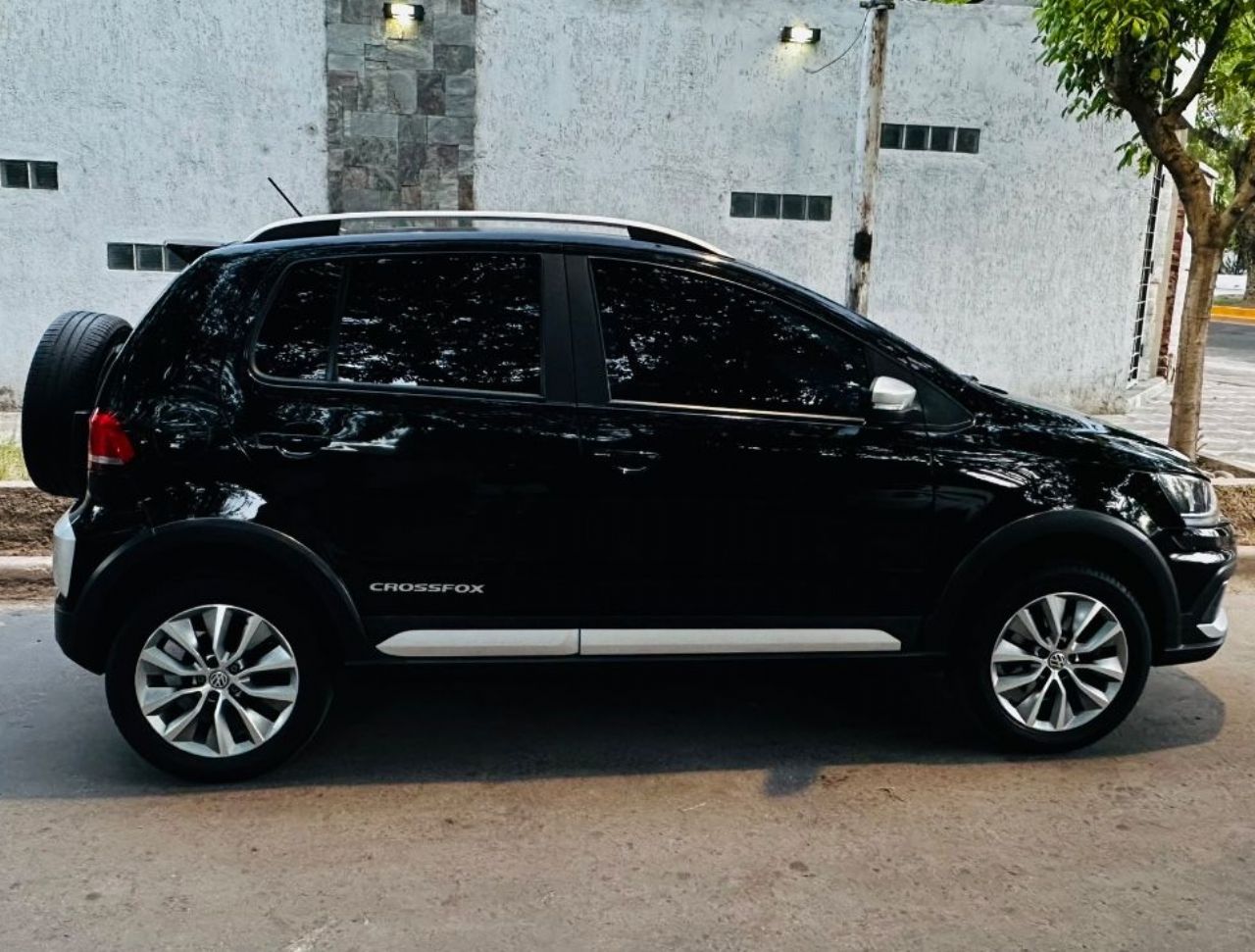 Volkswagen CrossFox Usado en Mendoza, deRuedas