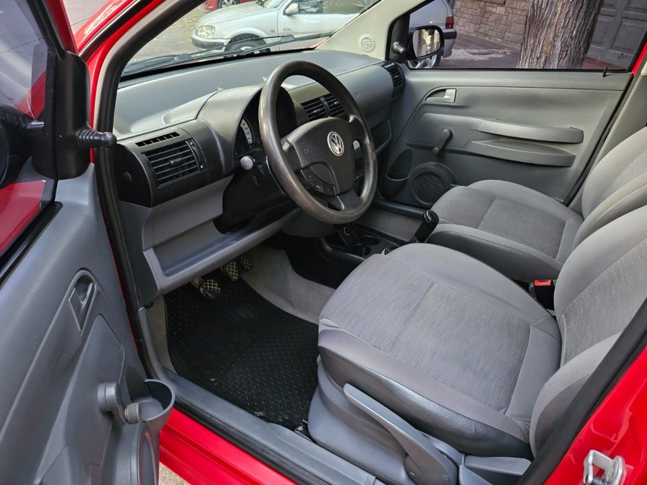 Volkswagen Fox Usado Financiado en Mendoza, deRuedas