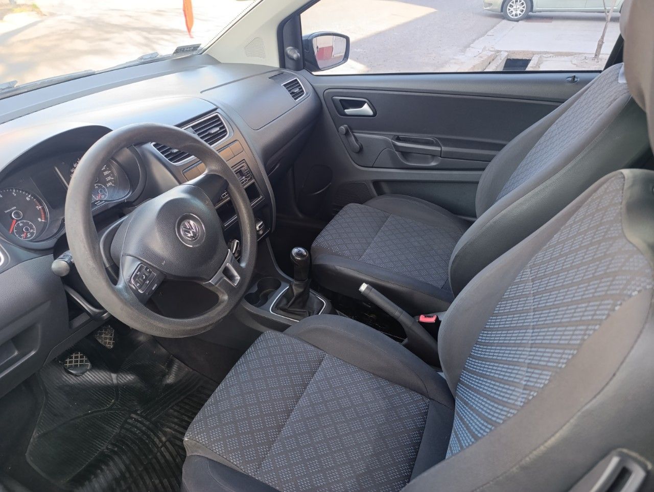 Volkswagen Fox Usado Financiado en Mendoza, deRuedas