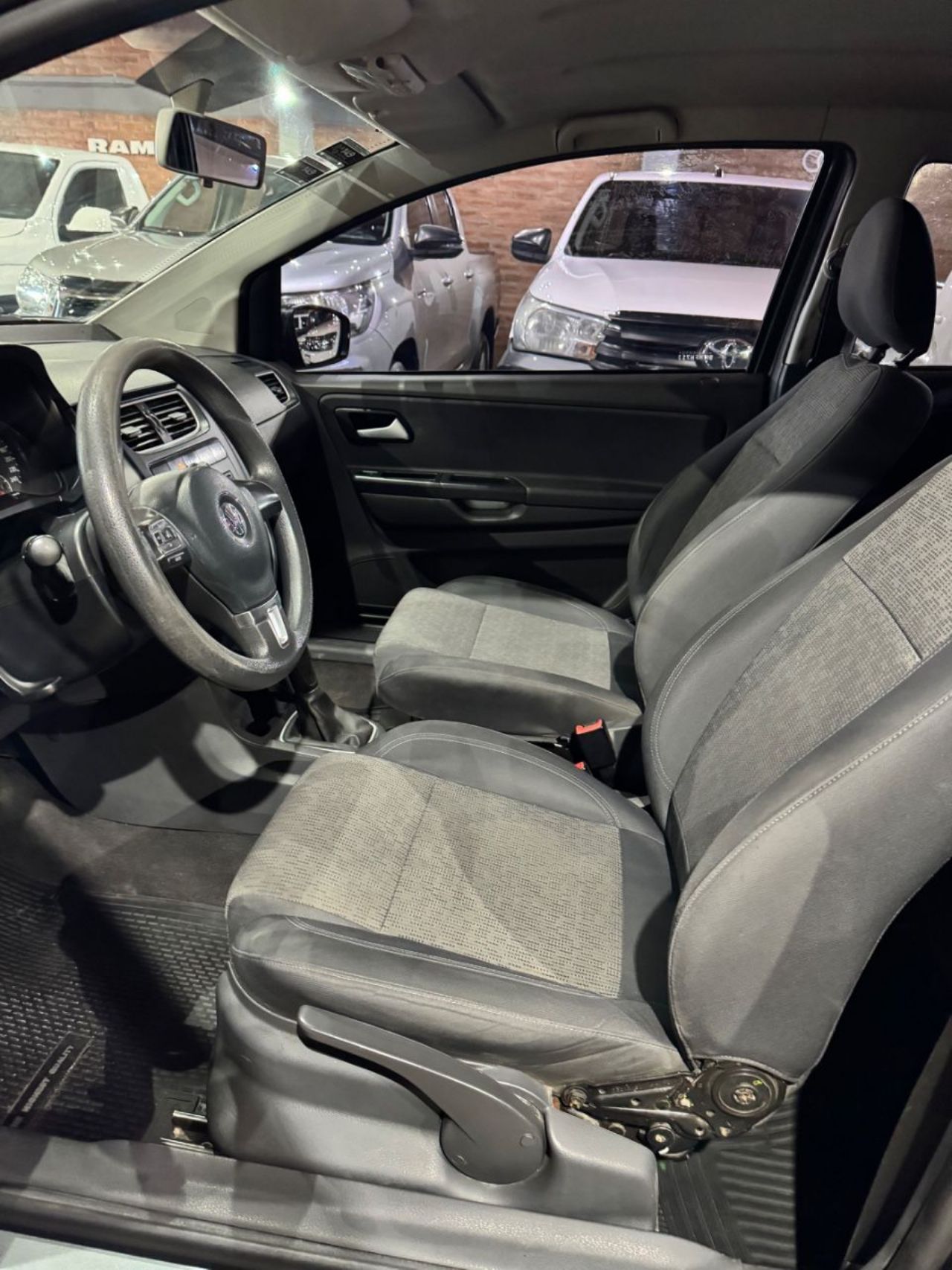 Volkswagen Fox Usado Financiado en San Juan, deRuedas