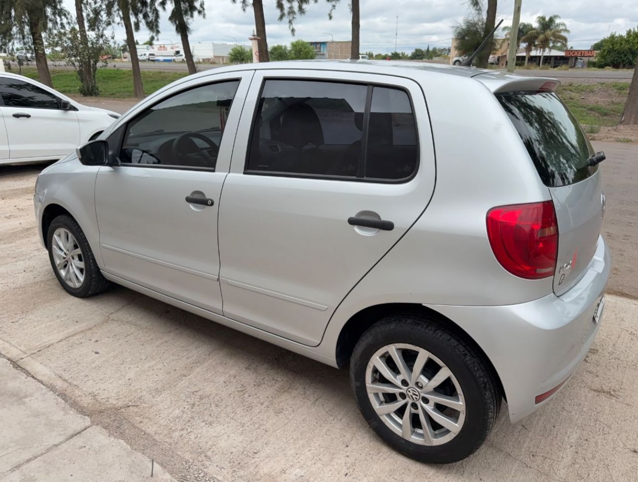 Volkswagen Fox Usado Financiado en Mendoza, deRuedas