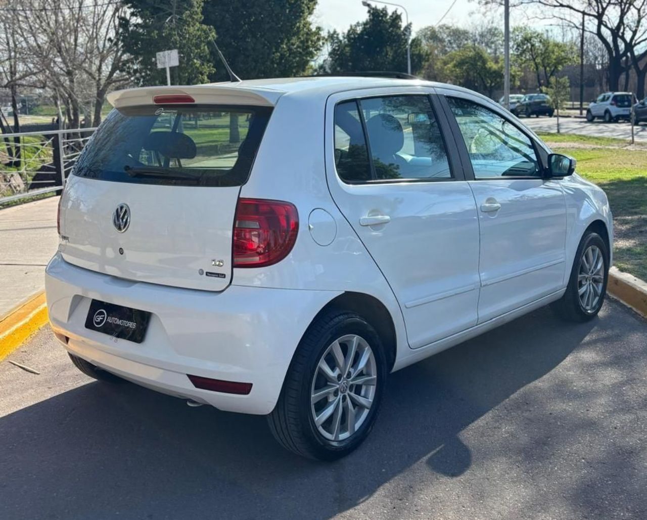 Volkswagen Fox Usado Financiado en Mendoza, deRuedas
