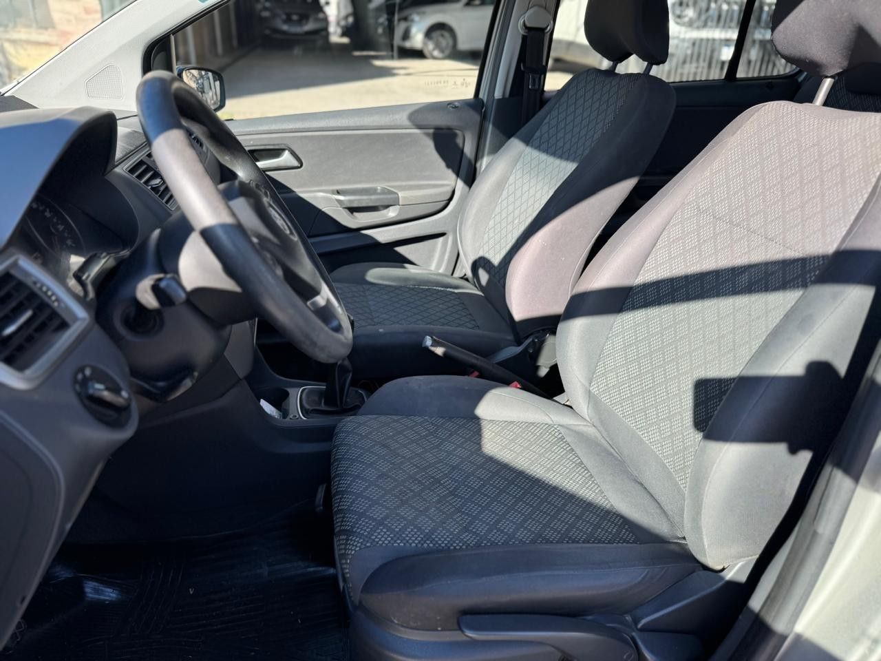 Volkswagen Fox Usado Financiado en San Juan, deRuedas