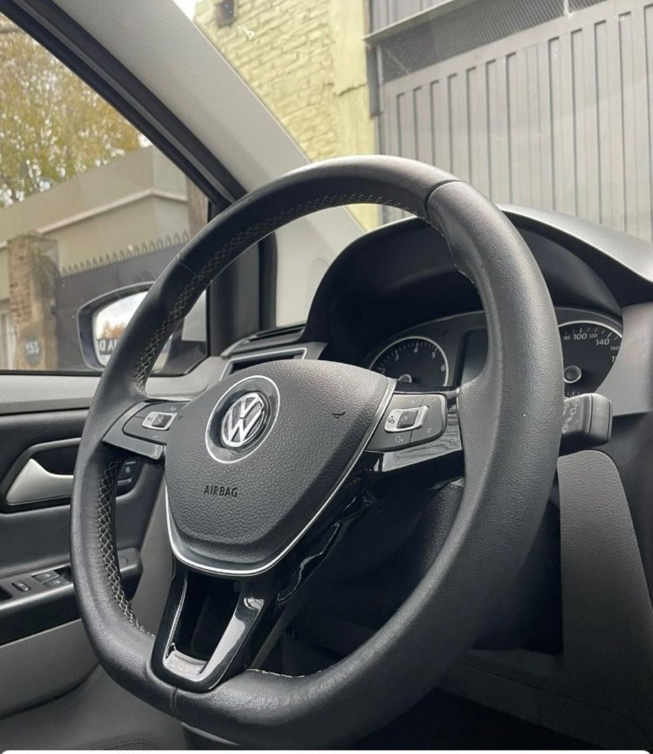 Volkswagen Fox Usado en Buenos Aires, deRuedas