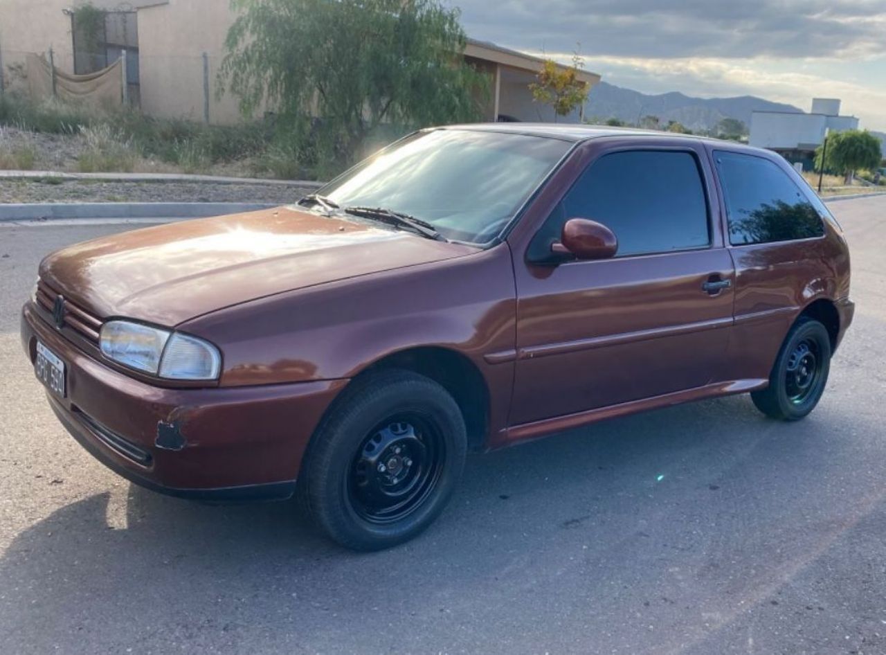 Volkswagen Gol Usado en Mendoza, deRuedas