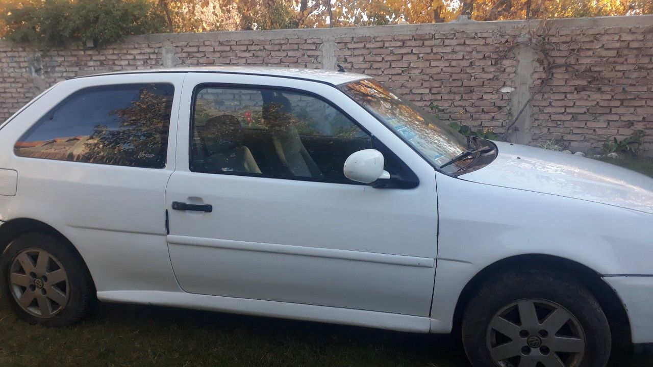 Volkswagen Gol Usado en San Juan, deRuedas