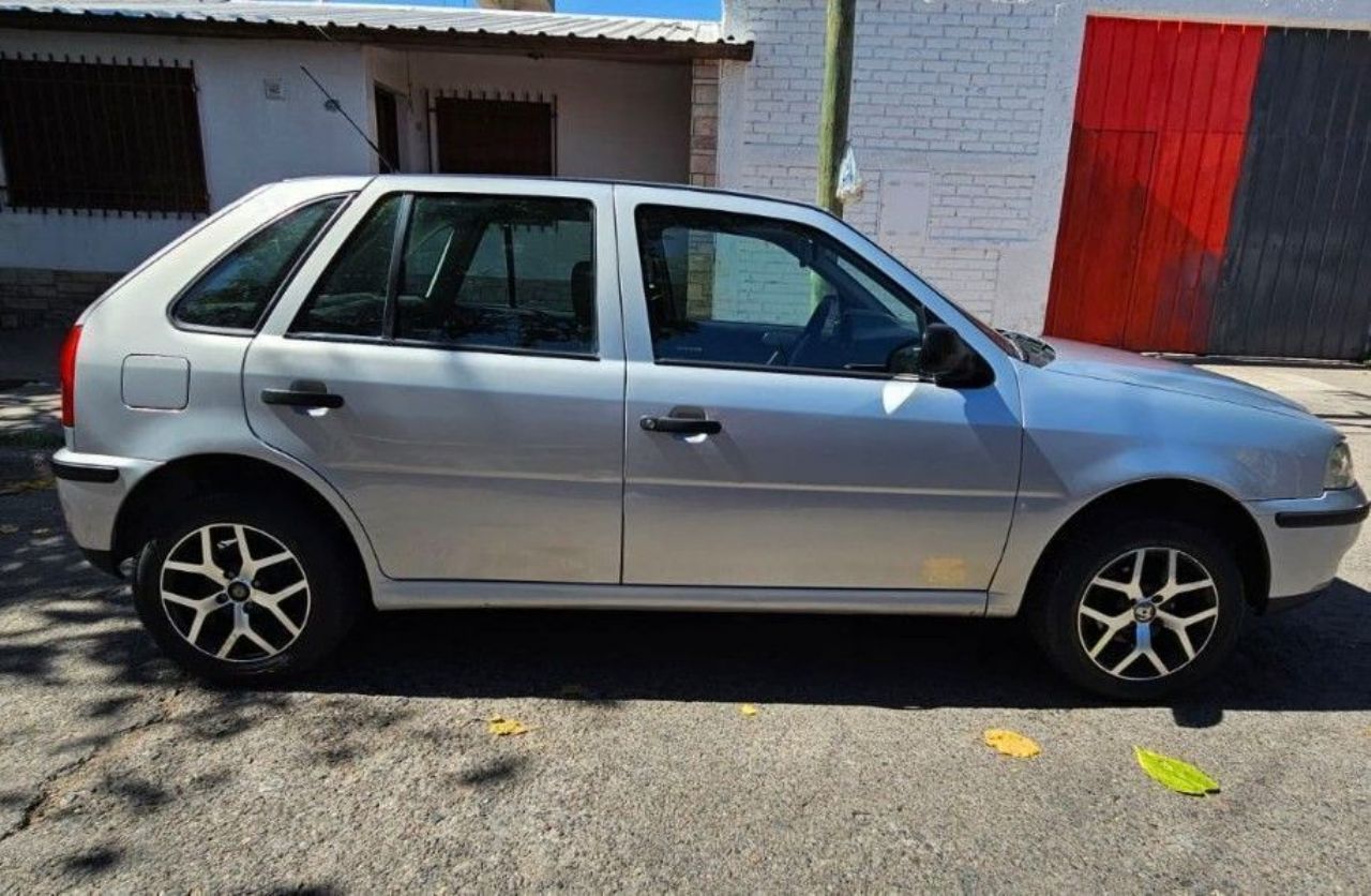 Volkswagen Gol Usado en Mendoza, deRuedas