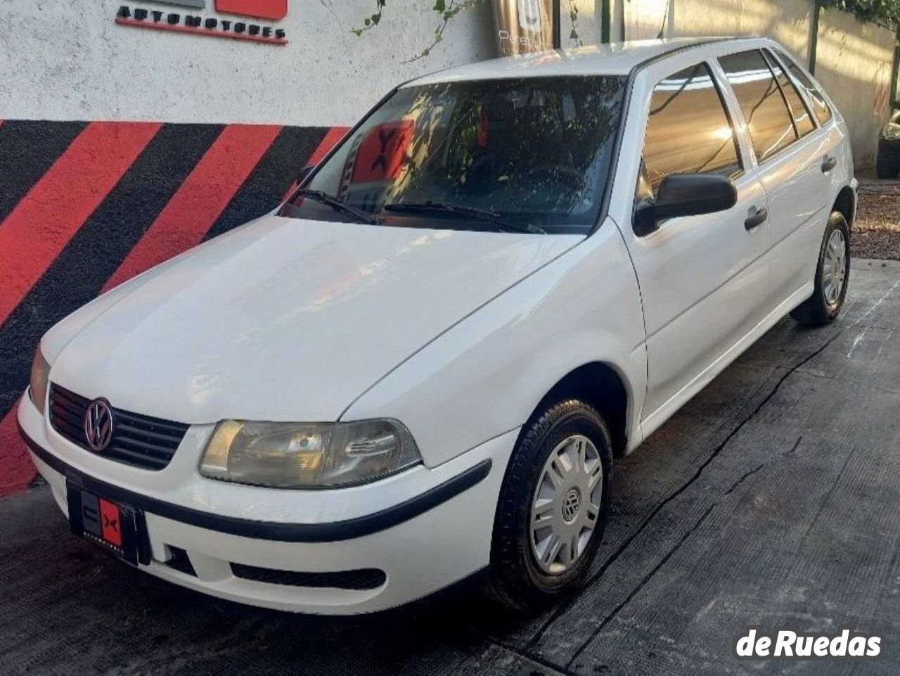 Volkswagen Gol Usado en Mendoza, deRuedas