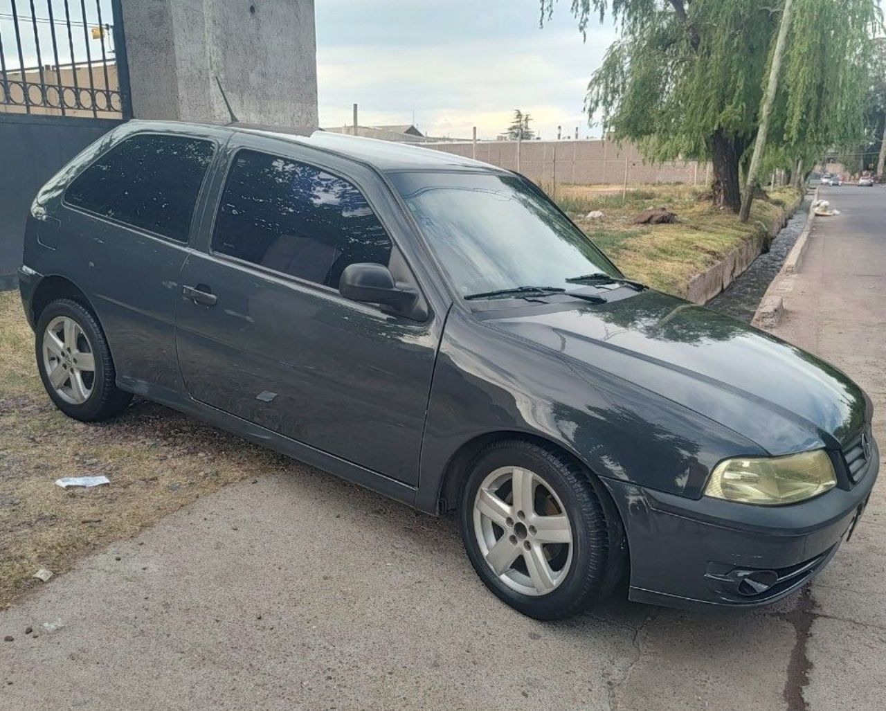 Volkswagen Gol Usado en Mendoza, deRuedas