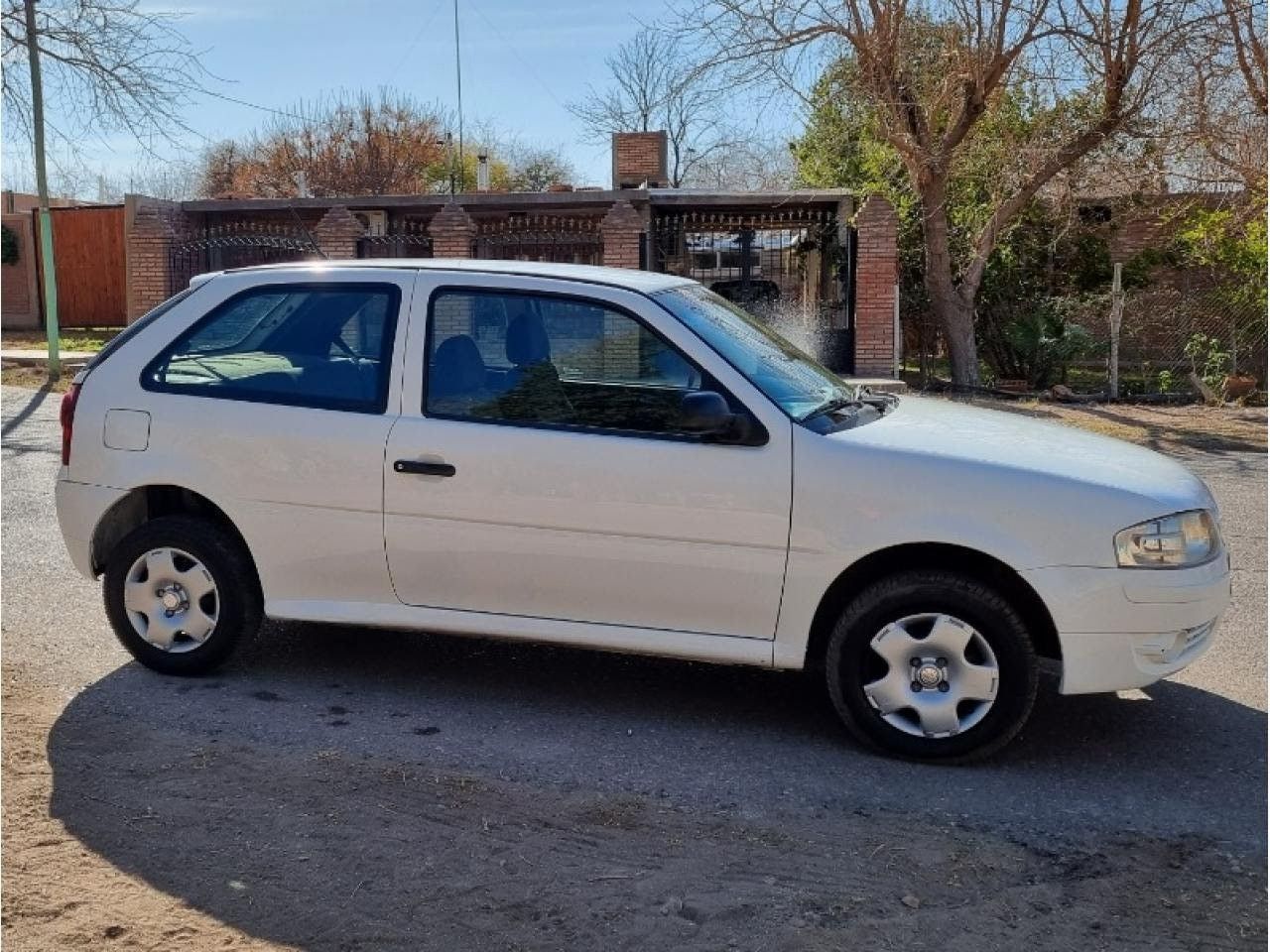 Volkswagen Gol Usado en Mendoza, deRuedas