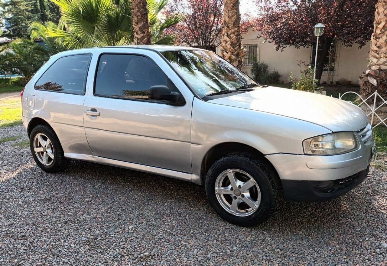 Volkswagen Gol Usado en Mendoza, deRuedas