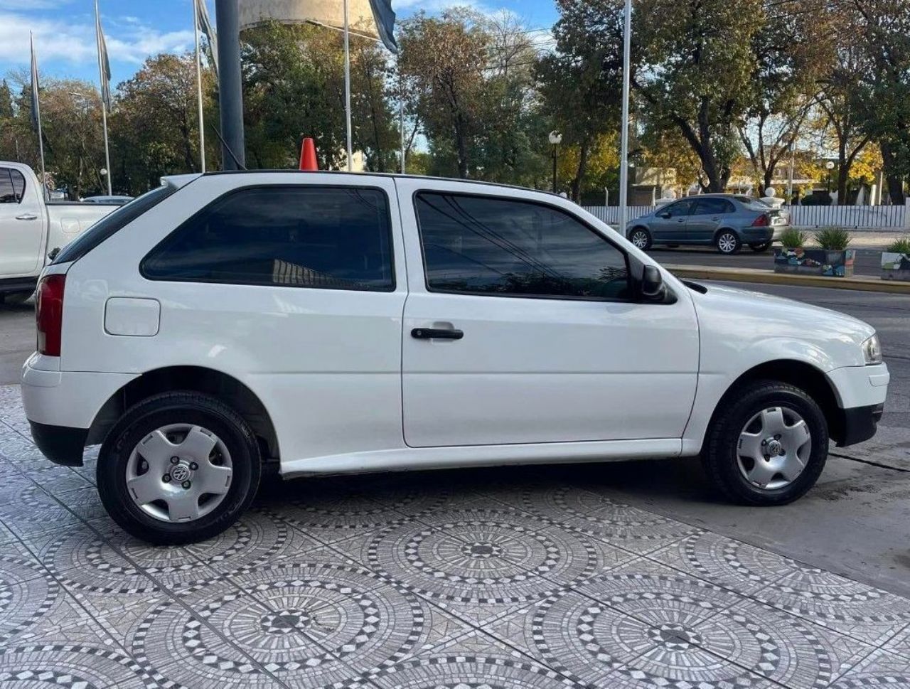 Volkswagen Gol Usado en Mendoza, deRuedas