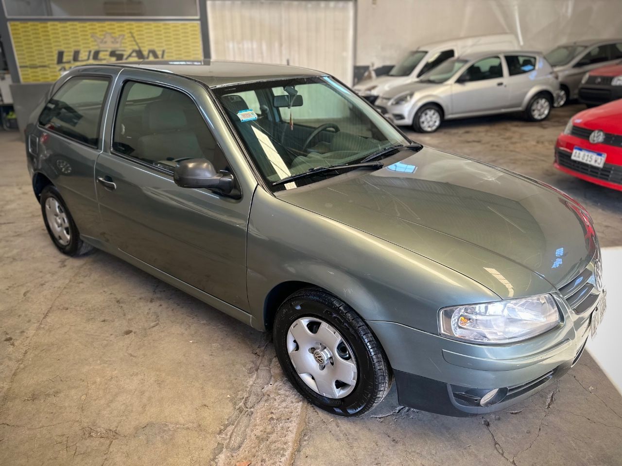 Volkswagen Gol Usado Financiado en Mendoza, deRuedas